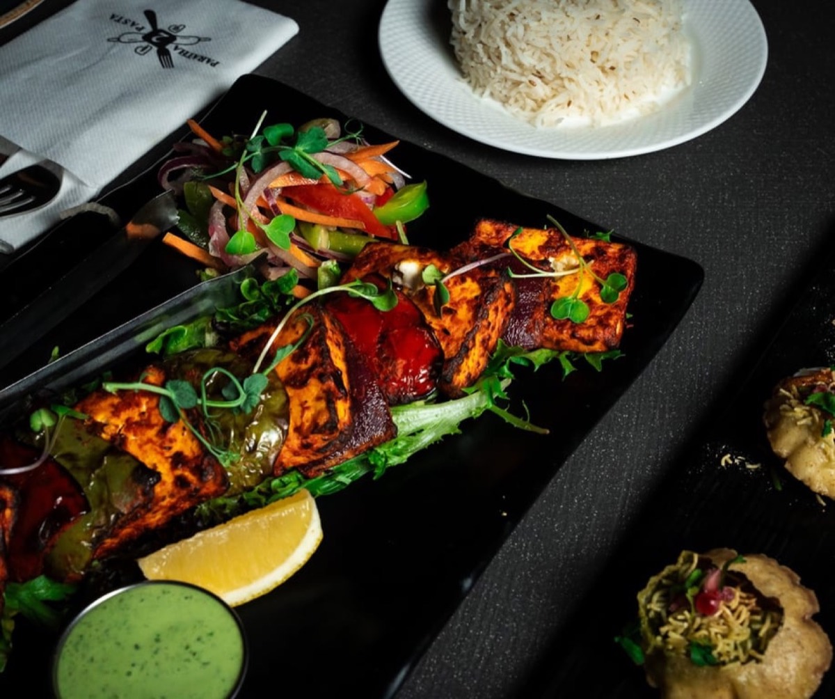 Tandoori tikka platter